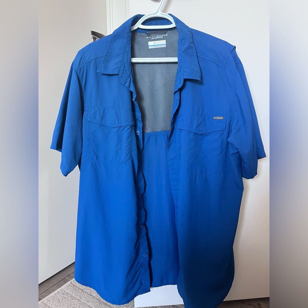 Columbia Men's Blue Shirt Bottom Down Shirt Size L
